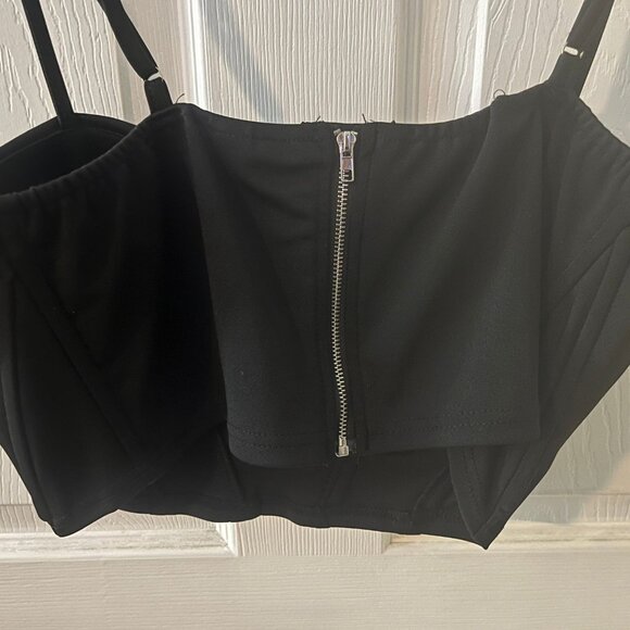 Black Bustier Crop Cami New without tags never worn - Picture 2 of 3